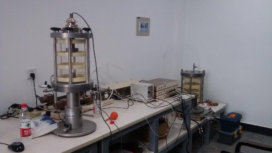 国家海洋局第二海洋研究所 应力路径三轴仪+RCA共振柱
